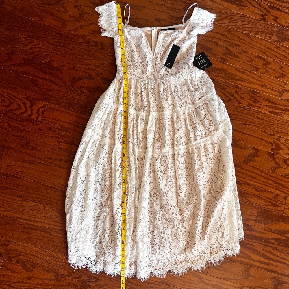 Lulus XS beautiful cream colored lace dress NWT - Picture 9 of 13
